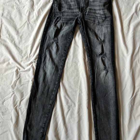 Jeans - Picture 1 of 2